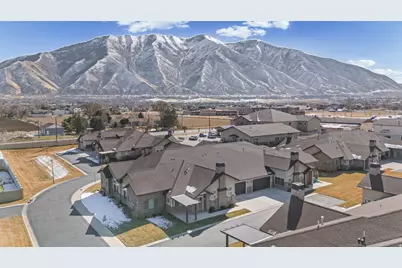 1655 W 200 S #A, Mapleton, UT 84664 - Photo 2