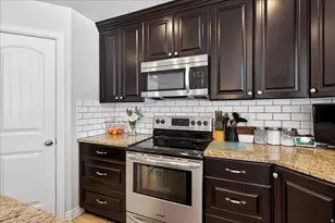 5980 Rawhide Ct, Mountain Green, UT 84050 - Photo 10