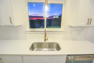 627 E 1100 N, Nephi, UT 84648 - Photo 12