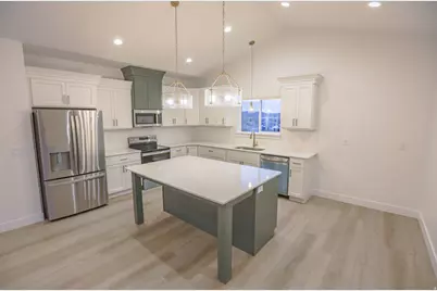 627 E 1100 N, Nephi, UT 84648 - Photo 8