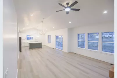 627 E 1100 N, Nephi, UT 84648 - Photo 14