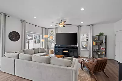 1161 Doris Loop Rd E #423, Eagle Mountain, UT 84005 - Photo 10