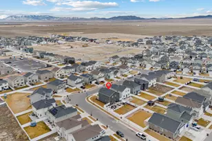 1161 Doris Loop Rd E, Eagle Mountain, UT 84005 - Photo 38