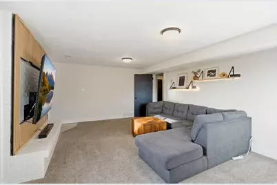 683 E 100 N, Bountiful, UT 84010 - Photo 28