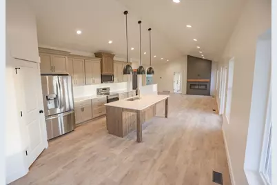 1585 N 250 E, Nephi, UT 84648 - Photo 14