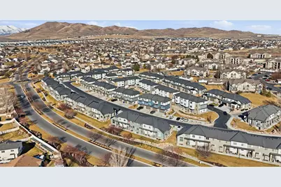 127 W Harvest Village Ln, Saratoga Springs, UT 84045 - Photo 4