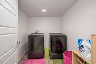 1383 W Bridal Veil Dr, Riverton, UT 84065 - Photo 26