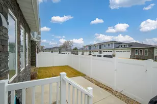 1383 W Bridal Veil Dr, Riverton, UT 84065 - Photo 4