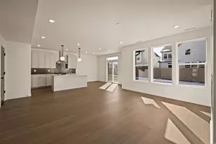 1068 W Audrey Ln S, Woods Cross, UT 84087 - Photo 6