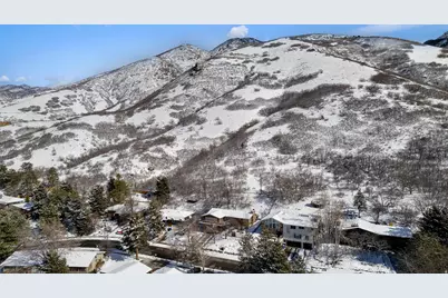 8535 S Top Of The World Cir, Salt Lake City, UT 84121 - Photo 38