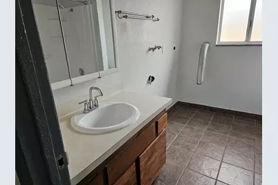 215 N 400 W #1, Ferron, UT 84523 - Photo 4