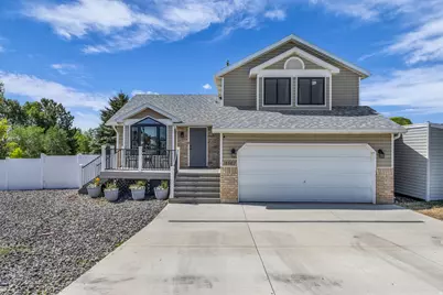 18567 W Jefferson Ave N, Cedar Valley, UT 84013 - Photo 2