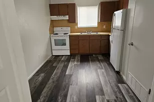 205 N 400 W, Ferron, UT 84523 - Photo 4