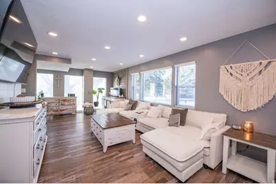 692 E 2400 N, North Ogden, UT 84414 - Photo 6