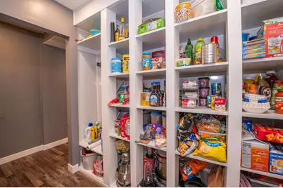 692 E 2400 N, North Ogden, UT 84414 - Photo 20