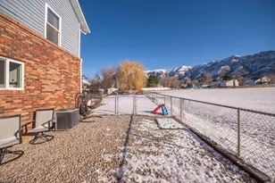 692 E 2400 N, North Ogden, UT 84414 - Photo 38