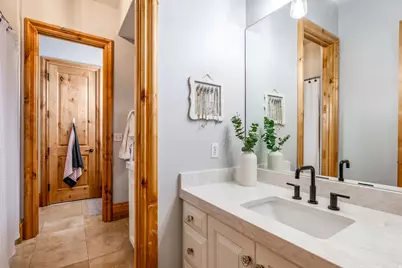 5083 S Clarenden Pl E, Holladay, UT 84117 - Photo 52