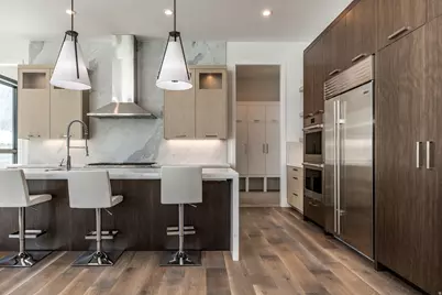 9969 S Altamont Dr E, Sandy, UT 84092 - Photo 20