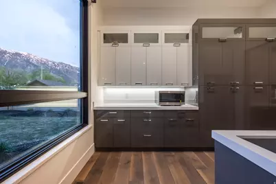 9969 S Altamont Dr E, Sandy, UT 84092 - Photo 18