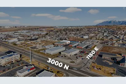 1101 E Cambridge Cir #3, Layton, UT 84040 - Photo 4