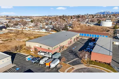 1101 E Cambridge Cir #3, Layton, UT 84040 - Photo 1