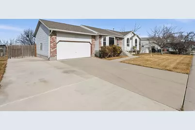 5938 W Cape Cod Dr W, West Valley, UT 84128 - Photo 18