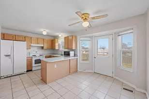 5938 W Cape Cod Dr W, West Valley, UT 84128 - Photo 6