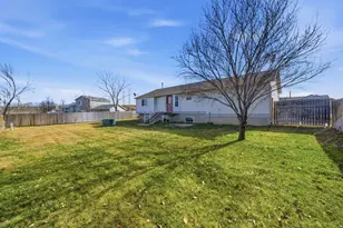 5938 W Cape Cod Dr W, West Valley, UT 84128 - Photo 20