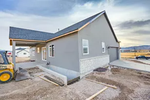 1604 N 200 E, Nephi, UT 84648 - Photo 6