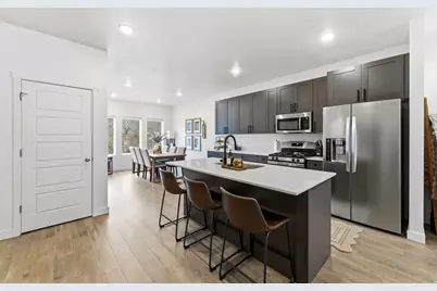 361 W 50 N, Layton, UT 84041 - Photo 4