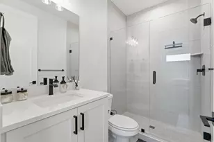 8569 S Round Stone Cv, Sandy, UT 84094 - Photo 36