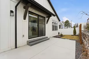 8569 S Round Stone Cv, Sandy, UT 84094 - Photo 30