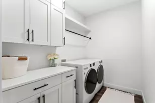 8569 S Round Stone Cv, Sandy, UT 84094 - Photo 48