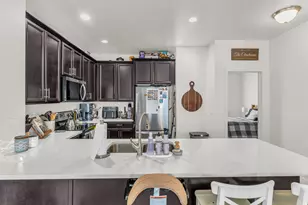 961 W Cyan Valley Way, Bluffdale, UT 84065 - Photo 16