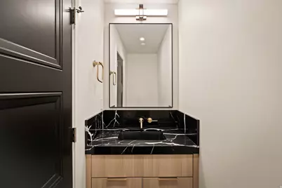 1404 S Canterbury Dr E, Salt Lake City, UT 84108 - Photo 36