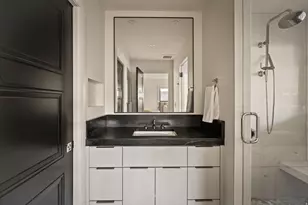 1404 S Canterbury Dr E, Salt Lake City, UT 84108 - Photo 20