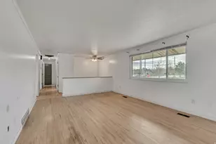 1718 W 9640 S, South Jordan, UT 84095 - Photo 10