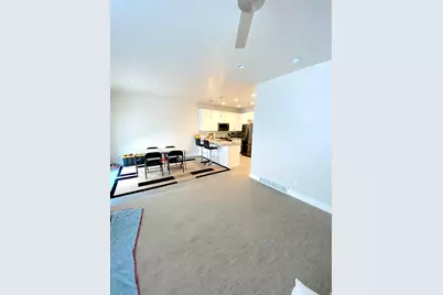 974 W Vista Dr, Lehi, UT 84048 - Photo 2