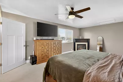 2949 W 7268 S, West Jordan, UT 84084 - Photo 14