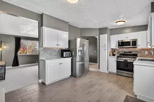 2949 W 7268 S, West Jordan, UT 84084 - Photo 6