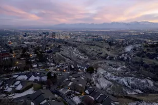 829 N Grandridge Dr, Salt Lake City, UT 84103 - Photo 2