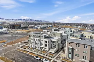 4586 W Daybreak Rim Way, South Jordan, UT 84009 - Photo 24