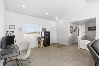 784 Frontier Rd E, Grantsville, UT 84029 - Photo 10