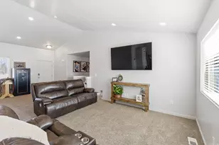 784 Frontier Rd E, Grantsville, UT 84029 - Photo 14