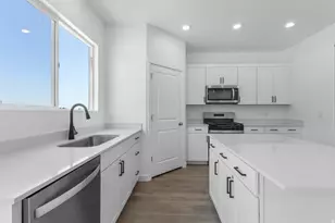 1709 E 920 N, Salem, UT 84653 - Photo 6