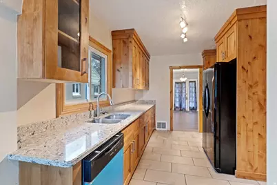 845 Binford St, Ogden, UT 84401 - Photo 10