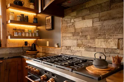 4995 Sawtooth Cove Dr, Vernal, UT 84078 - Photo 8