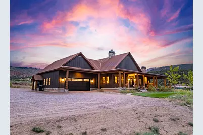 4995 Sawtooth Cove Dr, Vernal, UT 84078 - Photo 2