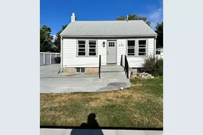 3182 S Imperial St, Salt Lake City, UT 84106 - Photo 2