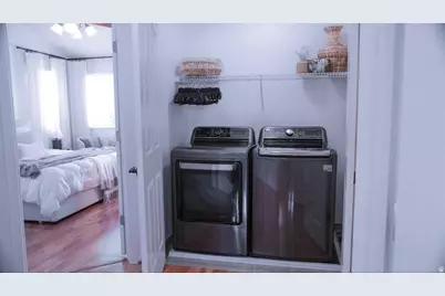 5561 W Geronimo Way, West Jordan, UT 84081 - Photo 16